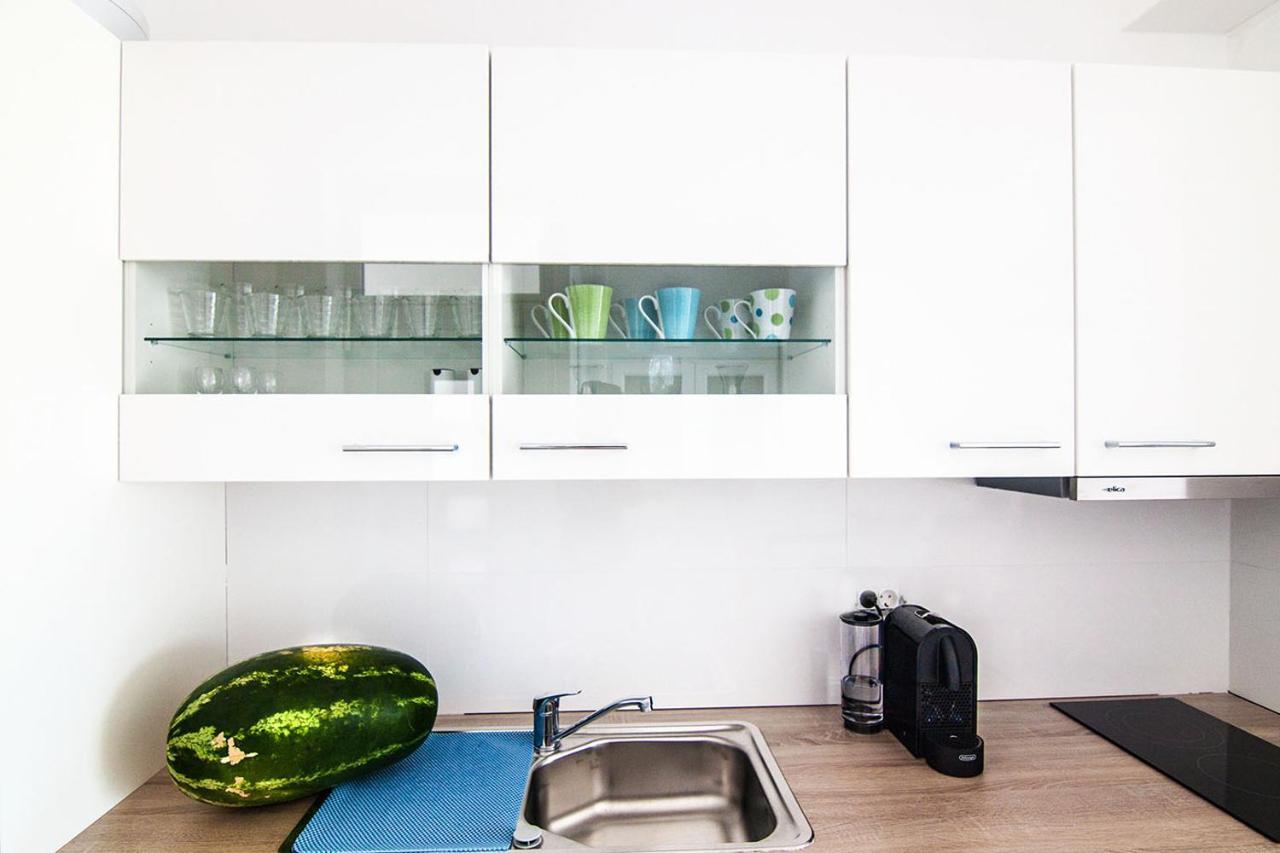 Apartments Atrium Blue Razanac Bagian luar foto