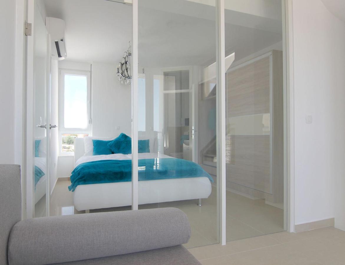 Apartments Atrium Blue Razanac Bagian luar foto